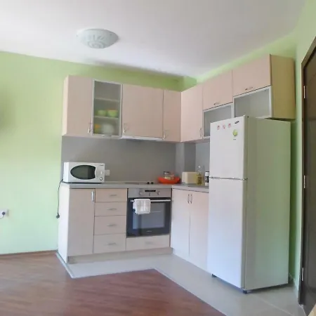 Parus 25 Apartment Pomorie